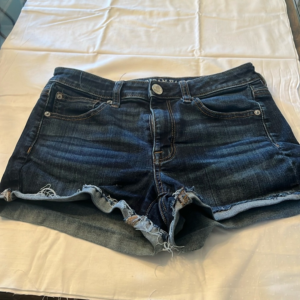 Size 6 American Eagle Shorts